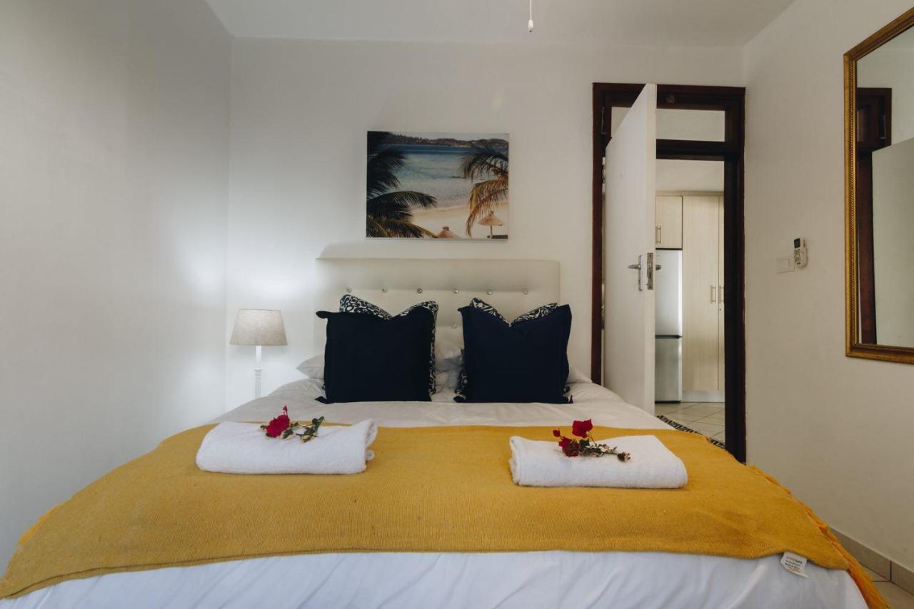 1 Seabreeze Villa Durban Bagian luar foto